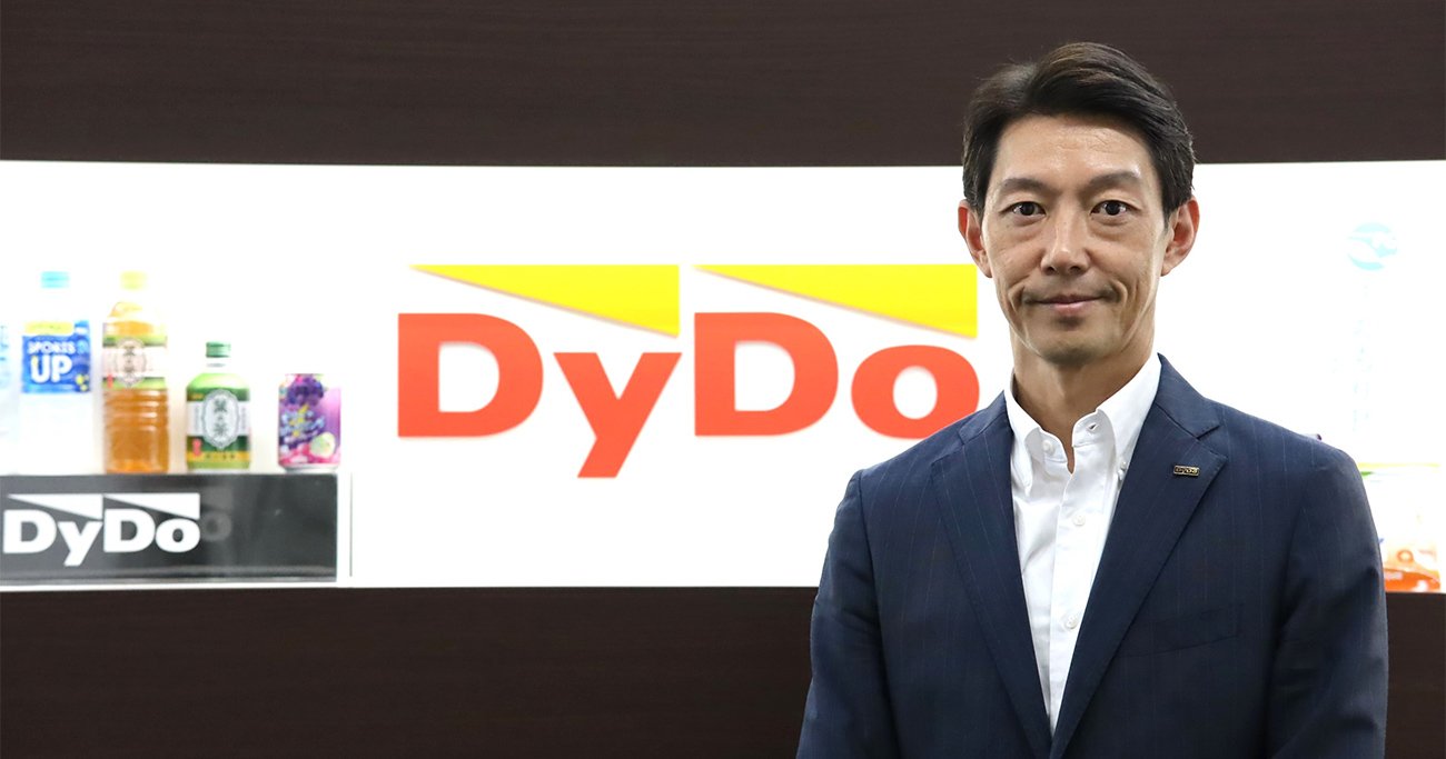 「全国27万台の自販機の補充」職人技頼りは限界！ダイドー社長が100拠点行脚で実現したDX