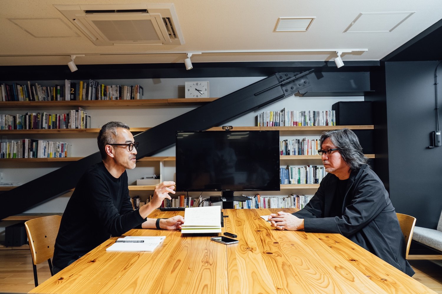 形を超えて事業を描く、ユニクロも実践する「拡張されたデザイン」で企業を持続的な成長に導く方法――武蔵野美術大学造形構想学部クリエイティブイノベーション学科教授・岩嵜博論氏インタビュー