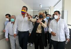 コロナ迎え撃った人々、エクアドルの逆転劇