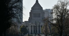 「MMT論争」がコロナで再燃、財政赤字急拡大の先に見える国家像とは