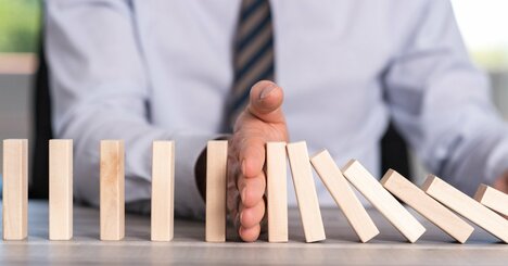 頭の悪い人に限ってやってしまう「人生の大事な場面」での最悪な行動・ワースト1