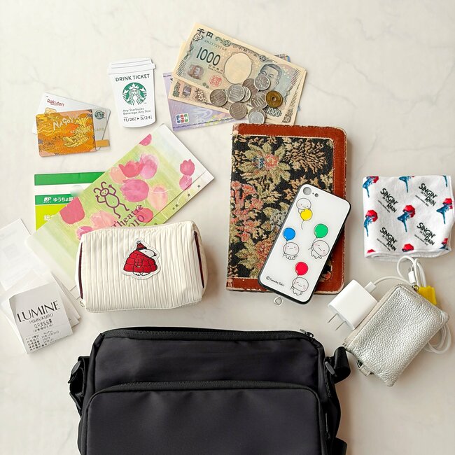 「複数購入しました」3COINSの“お財布がいらないバッグ”が快適すぎる！「気軽に使えて良い」「思っていたより入ります」