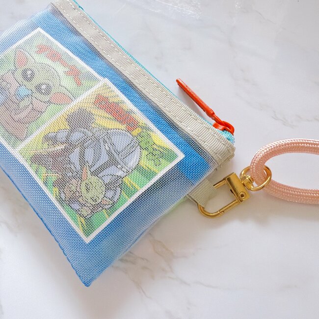 ミニ財布にちょうどいい…！ファミマの“天才ポーチ”カードや常備薬がすっぽり入った！「えっ、超かわいい」「何個でも買ってまう」「絶対に使いやすい！」