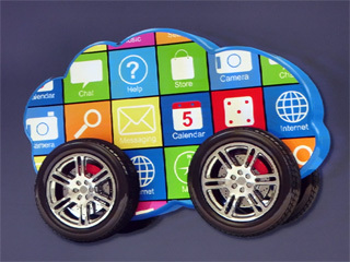 アップル・グーグル「クルマ支配」へ本格始動 <br />自動車産業は敗北の道を歩むのか!?