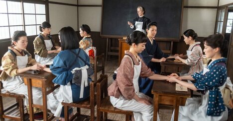 朝ドラは「女性の自己実現ドラマ」？→長年視聴して気づいた“本当に描かれているテーマ”〈風、薫る第29回〉