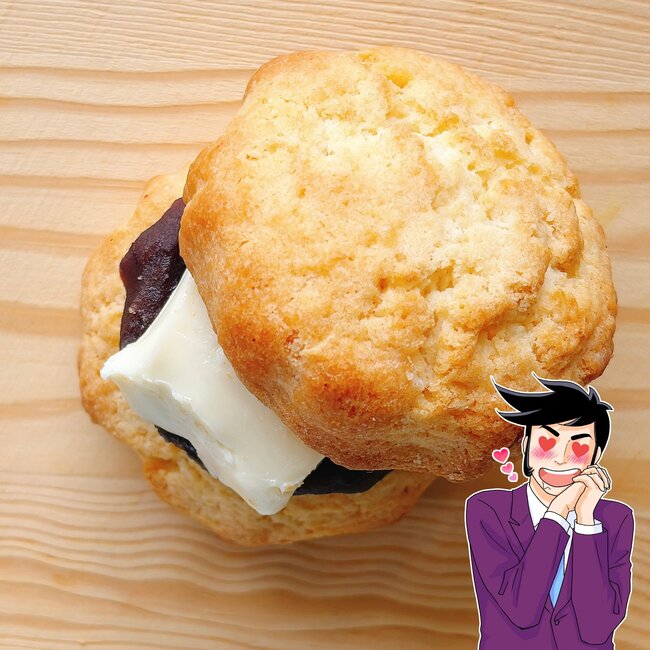 「2日連続で食ってる」「めっちゃ好き」スターバックスの“幸せの塊みたいなスイーツ”ひと口の満足度がえげつない！「美味しすぎて神の食べ物」