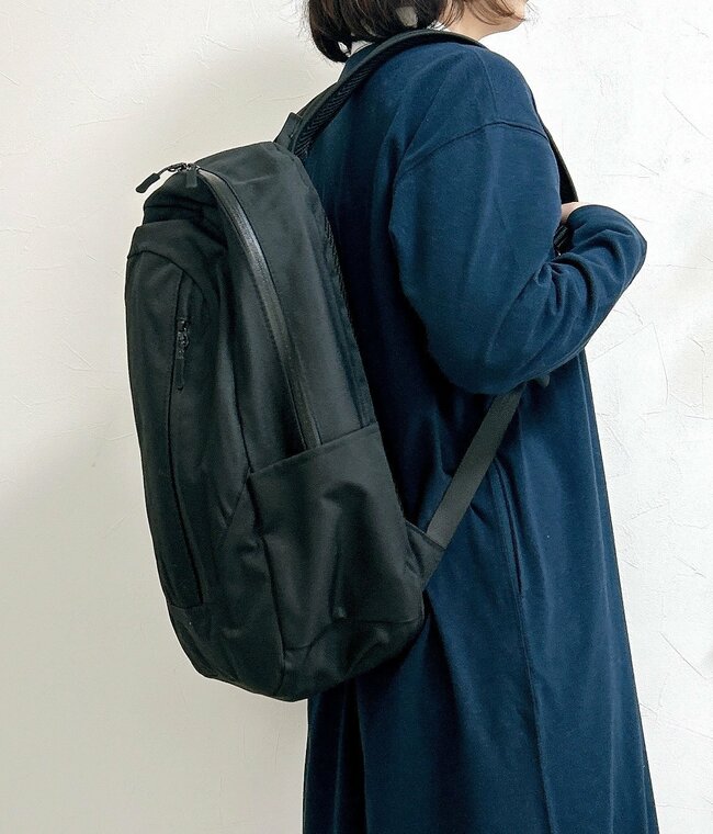 すぽんと着るだけで体型カバー！無印良品の“楽ちんワンピース”春までたっぷり着回せる！「体のラインを拾わない」「襟のワンポイントが可愛い」