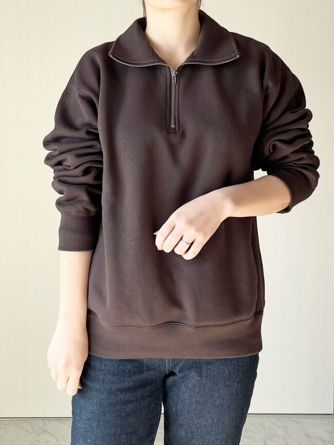 「夫婦で気に入っています」GUの“2990円→1990円スウェット”たっぷり着まわせてコスパ抜群！「とにかく高見え」「裏起毛でめちゃくちゃあったかい」