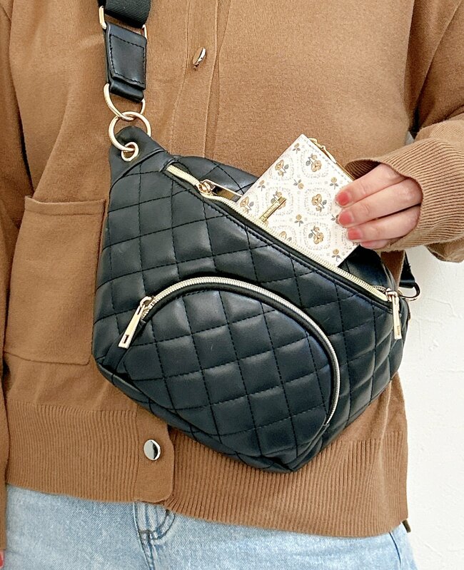 カードや診察券が11枚入った!アフタヌーンティーの「レトロかわいいカードケース」ガバッと開くし、ミニ財布にもなって優秀~!