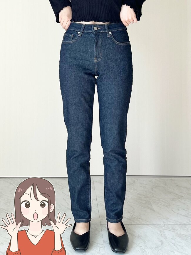 「何回もリピート中」無印良品の“2990円パンツ”がデニムなのに動きやすい！「体型カバーができる」「太ももが綺麗に収まります」