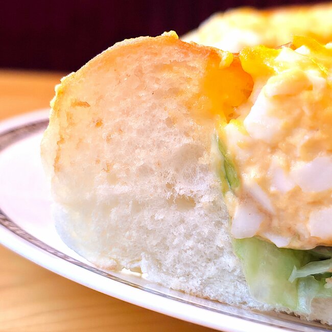 嘘でしょ…?コメダ珈琲で“軽食”と書いてあるメニューを頼んだら→「量がえっぐいわ」「ギッチギチで激うま」