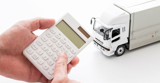 燃料高騰でも「値上げ無理」のトラック事業者が3割、国が荷主に運賃アップ要請