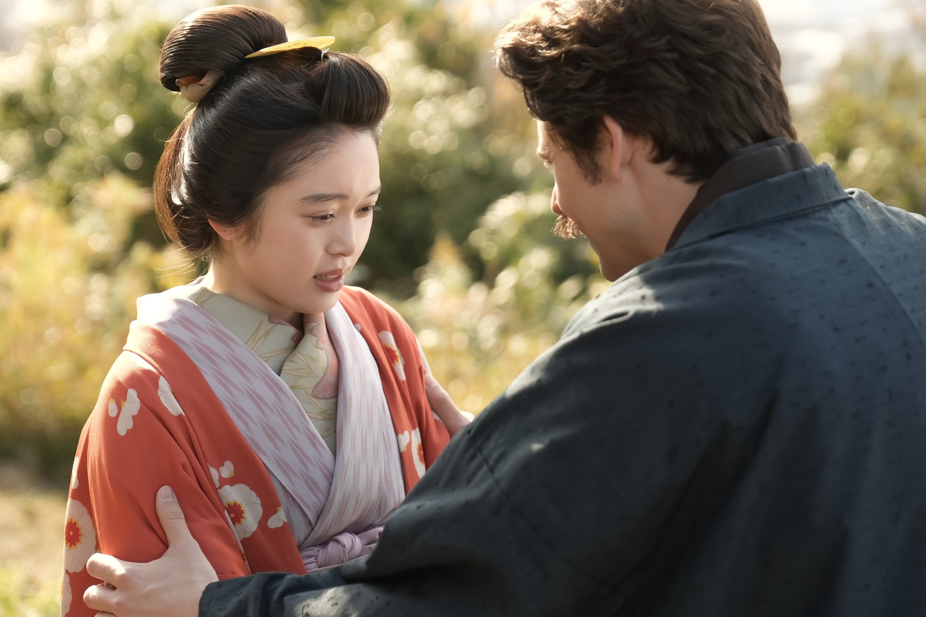 「日本では『大根役者』って言うんだよ」 トミー・バストウの舞台裏を蓮佛美沙子が暴露〈ばけばけ第109回〉