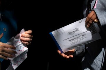 米最高裁、ペンシルベニア州郵便投票の受付期限延長を支持