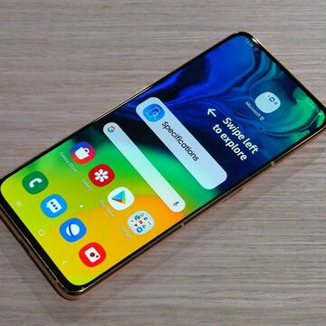 Galaxy A80の「飛び出す回転カメラ」を実機レビュー