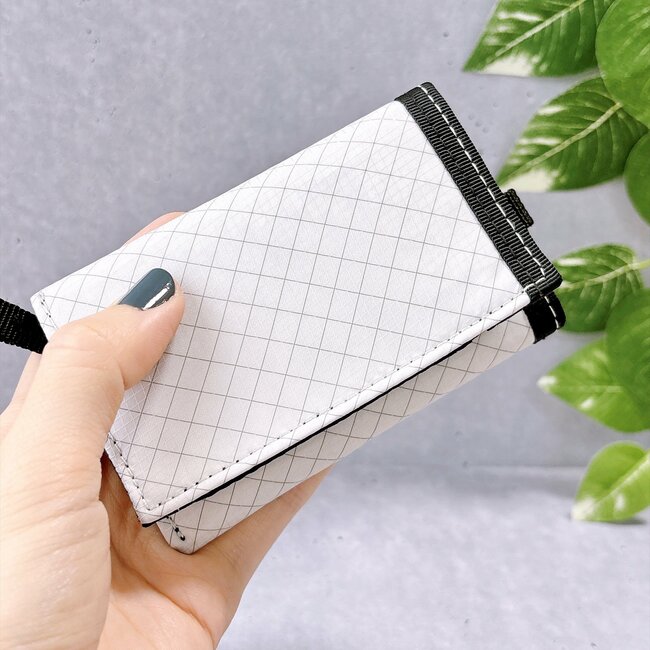 【無印良品】小銭が取り出しやすくて便利!1490円の「ミニ財布」手のひらサイズなのにカードが12枚も入った!《購入レビュー》