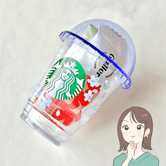 「買えたのでハッピー」「キラキラ可愛い」スタバの“青空みたいなポーチ＆ミニカップ”ドリンク券付きでコスパ良すぎる！「お得感ましまし」