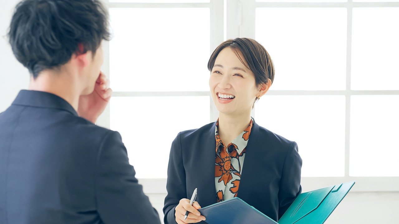 「人間関係がうまい人」が話す時に注意していること