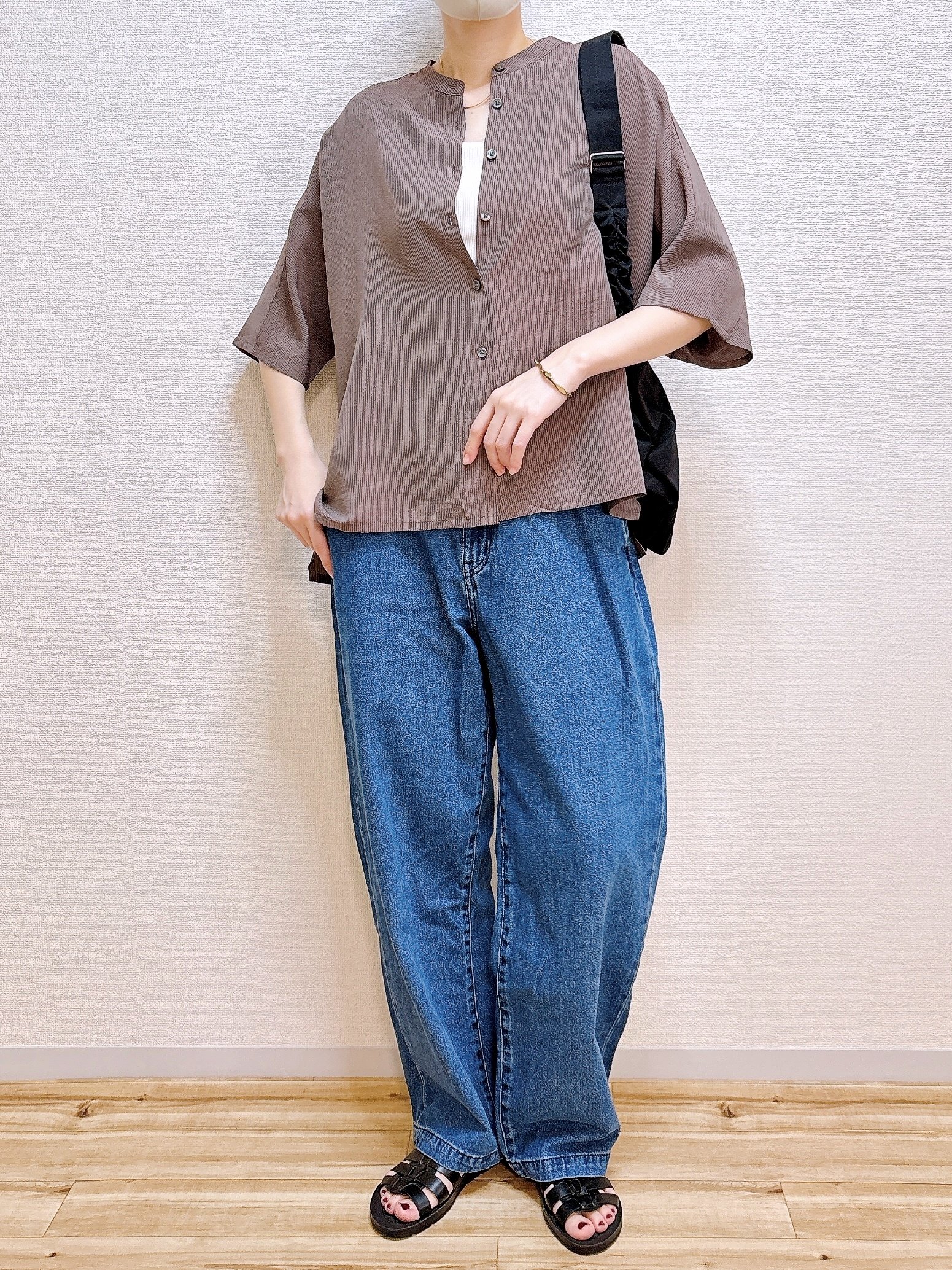 「夏服すべてこのシリーズにしたい」「すごく涼しくて着やすい」無印良品の“ふんわりブラウス”さらさらな着心地がやみつきになる！「ゆったりだけどスッキリ着られる」《購入レビュー》