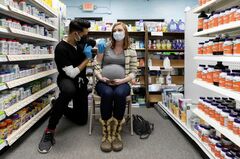 新型コロナワクチン、流産のリスク高まらず＝CDC