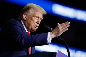 トランプ関税の意味「経済政策は自分で決める」