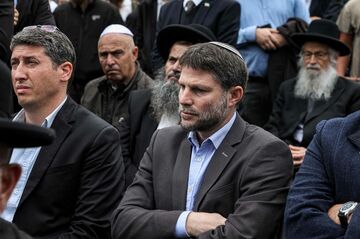 イスラエル財務相が狙う西岸支配、新たな火種に