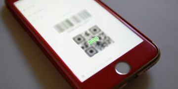 QRコード・バーコード決済のメリット・デメリットを「Suica」などの交通系ICカードと比較して解説！コンビニなどでは「モバイルSuica」のほうが便利！