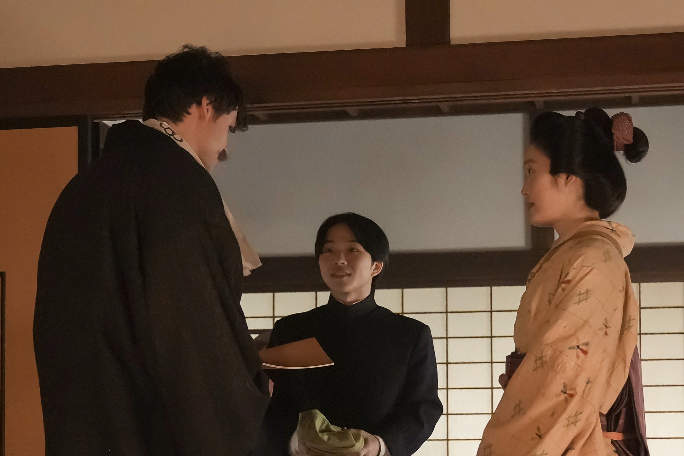 「なんだかんだ情のある人にも見える」TBSドラマの部下役でも話題の前原瑞樹の演技力が朝ドラでも光る！〈ばけばけ第46回〉