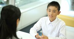 海外大学を目指す小学生の「中学受験」が進化中！驚きの面接対策の中身