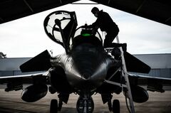 ウクライナ支援の「レッドライン」　悩む欧米諸国
