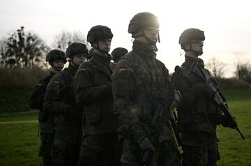 ドイツ、若者の医療データベース構築へ 徴兵制復活に向け