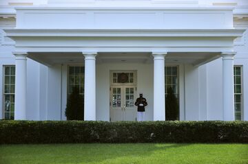 トランプ氏が感染後初の対面会合へ、10日ホワイトハウスで