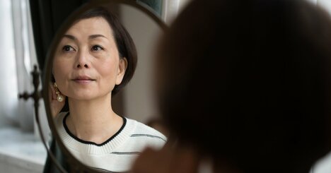 老化速度に影響する「心理的な要因」とは？【米国の中年女性を調査】