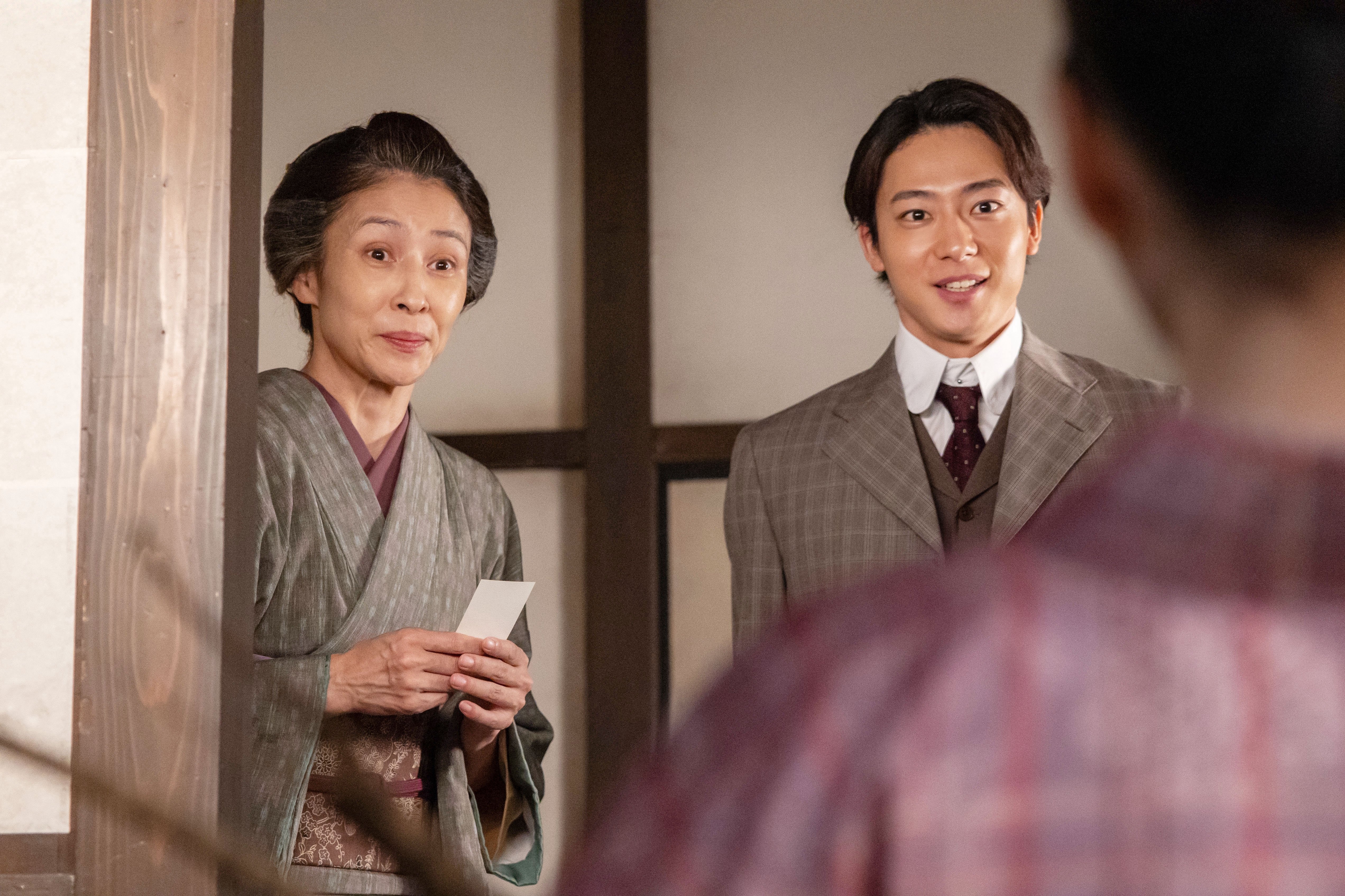 人を押しのけるのでも、遠慮するのでもない…「本当に強い人」の明確な特徴〈風、薫る第97回〉
