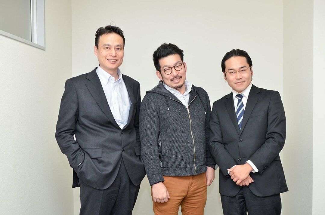 スタートアップが成長する過程で、<br />ゼロイチの起業家は、事業家、<br />経営者へと自己変革する必要がある