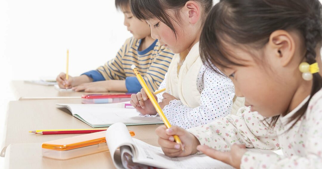 子ども4人全員を<br />東大理三に入れた母親が<br />「塾通いでやったこと」とは?