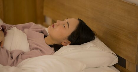 一生目が覚めないかもしれないのに、なぜ人は毎日安らかに眠れるのか？【哲学者が語る「信仰」の本質】