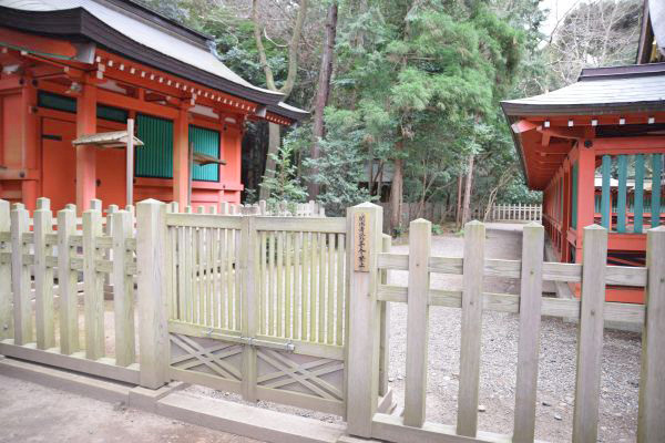 関係者通路