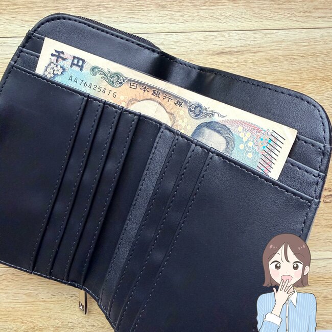 【しまむら】レシートや病院の明細書がすっぽり入って便利！979円の「ポケットたくさん財布」お会計がスムーズになって嬉しい！《購入レビュー》