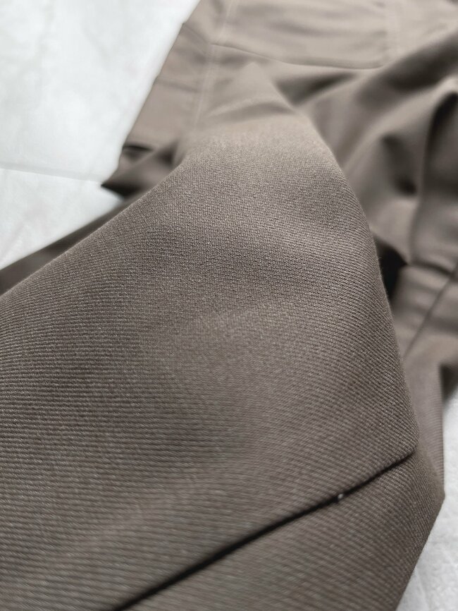 「試着して即決した」GUの“細見えパンツ”脚のラインをまるっとカバーしてくれる！「脚長で美シルエット」「色も素材も形もめちゃくちゃ良い」