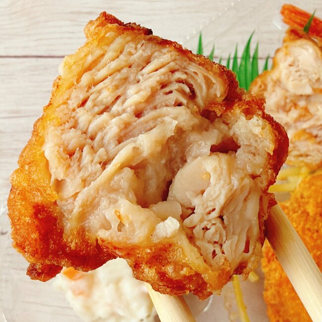 「いくらなんでもウマすぎる」ほっともっとの“よくばり弁当”主役級のおかずが勢揃いなの！「カニの風味が濃い！」「想像以上においしくて感動」