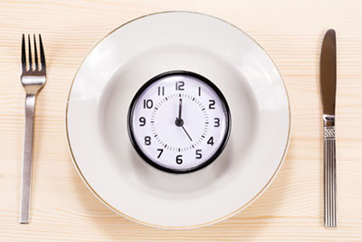 食事の理想的な時間帯とは？