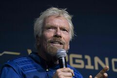 英実業家ブランソン氏、11日に宇宙旅行へ