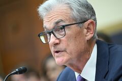 FRB、年内利下げの軌道に＝パウエル議長証言