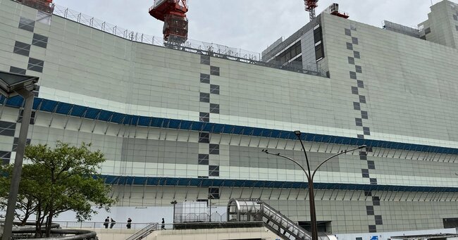 新宿駅西口地区の再開発現場