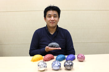 5ヵ月で50万個以上販売!カプセルトイ「だんごむし」はなぜヒットしたのか