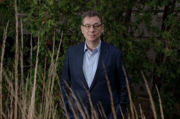米ファイザー、単独でワクチン事業拡大目指す　CEOインタビュー
