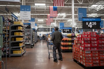 ウォルマートが数千品目を値下げ、牛肉やコカ・コーラなど