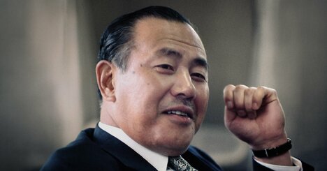 300万円の札束を押し付け…「カネ」で上り詰め「カネ」で失脚した田中角栄の〈ケタ違いな金権政治〉