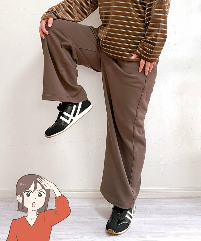 「ウエストが本当に楽！」無印良品の“2990円ワイドパンツ”体型カバーできて快適すぎる…！「この値段なのありがたい」「色も可愛くて気に入りました」《購入レビュー》